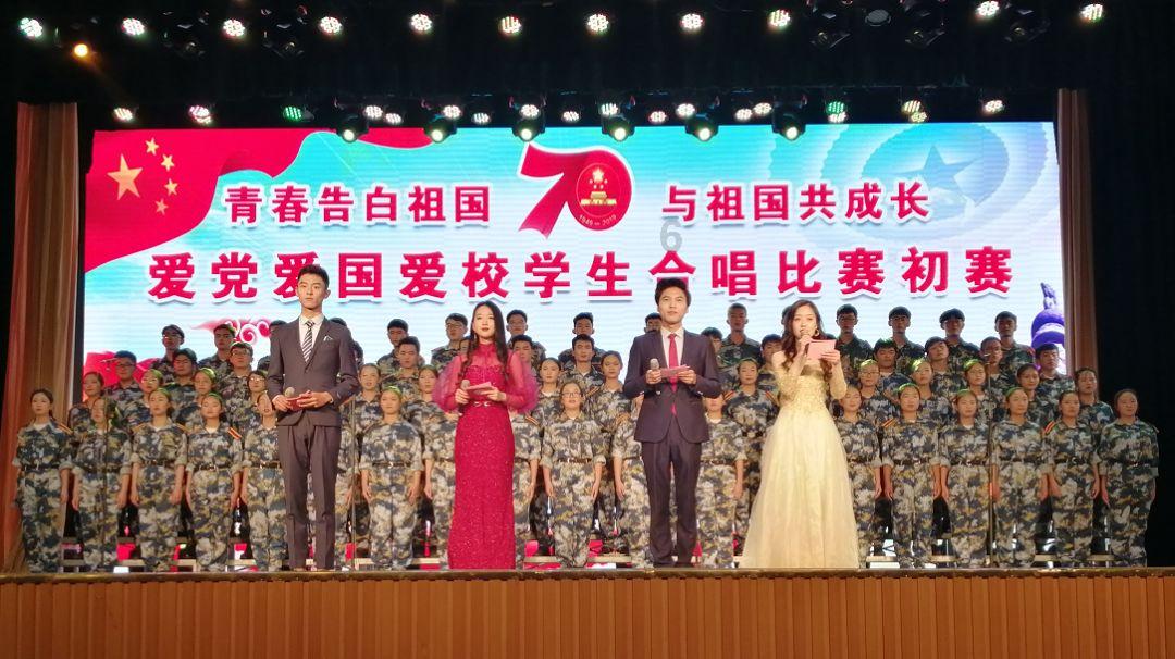 百练不如一蹲，每天蹲墙5分钟，对颈椎腰椎有好处，还能帮助减肥
