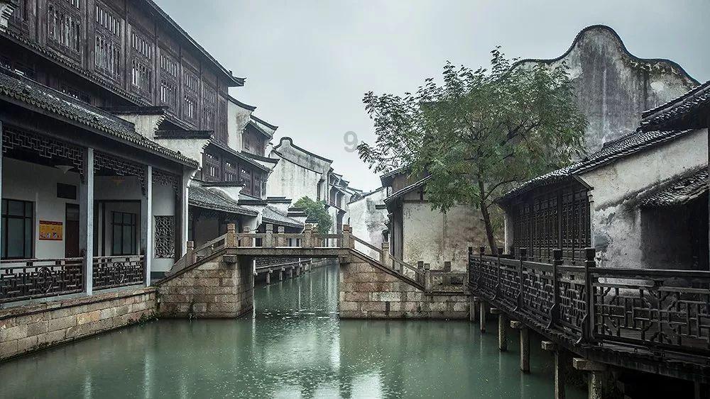 成都熠翊发服饰公司集合店童装精益求精,用完美诠释着自身的态度